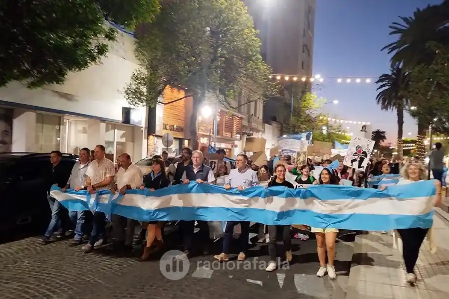 Rafaela también marchó en reclamo por la educación pública universitaria