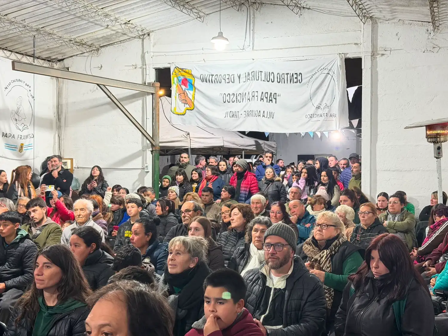 Se inauguró el Centro Cultural y Deportivo Papa Francisco, ubicado en Independencia 2161.