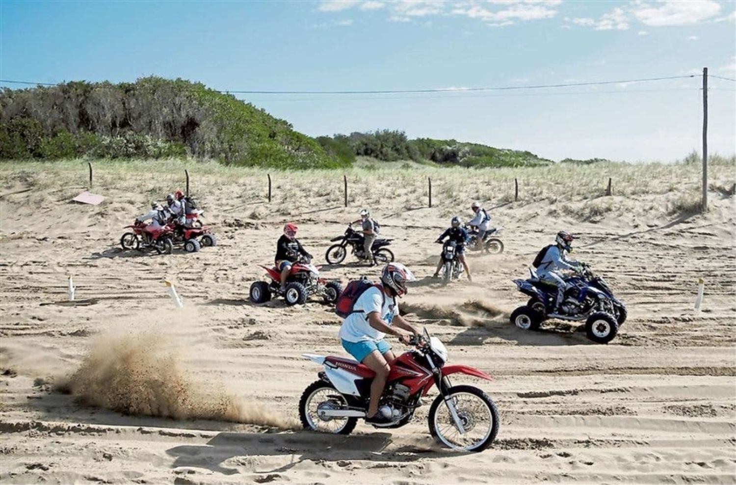 Villa Gesell: murió un joven que corría una picada en un médano