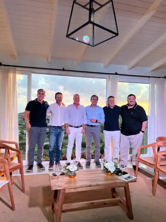 Con una charla entre empresarios de Tandil, comenzó la edición 2025 de Flama