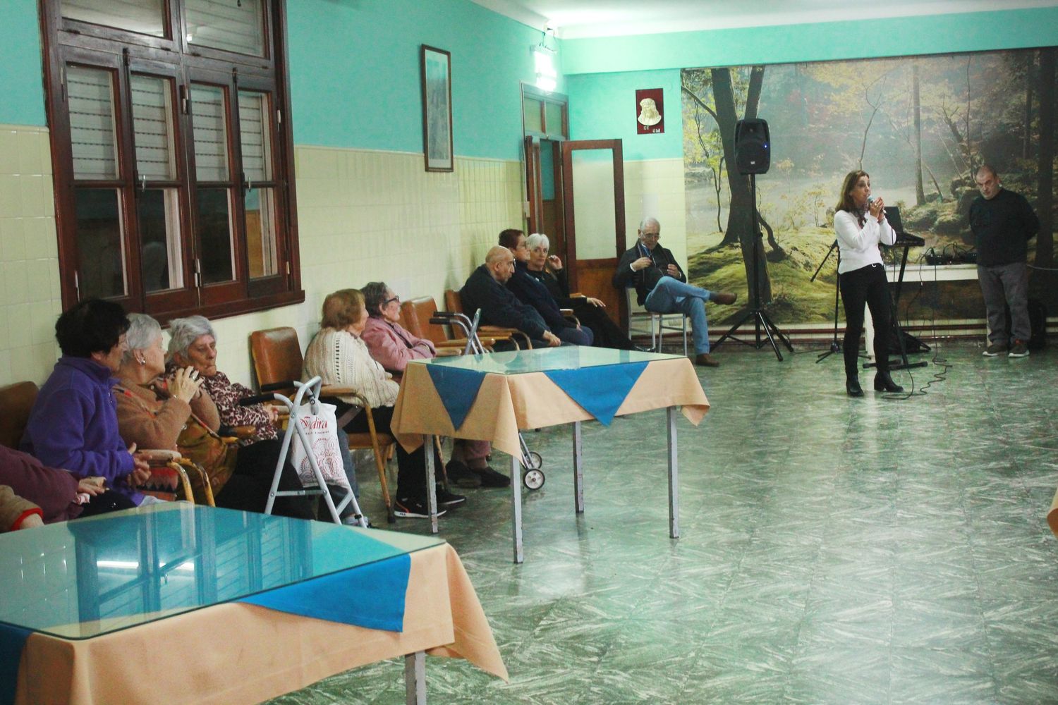 Festejo en el Hogar Landera
