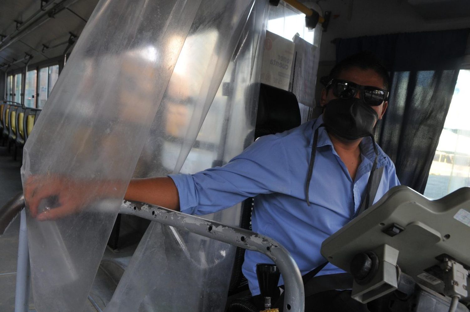 UTA: 37.8 por ciento de aumento para choferes de colectivos del interior del país