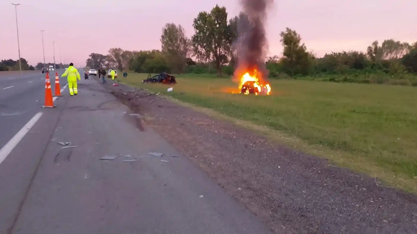 El siniestro se produjo a la altura del kilómetro 23,5, en dirección hacia Capital Federal. FOTO: 0221.