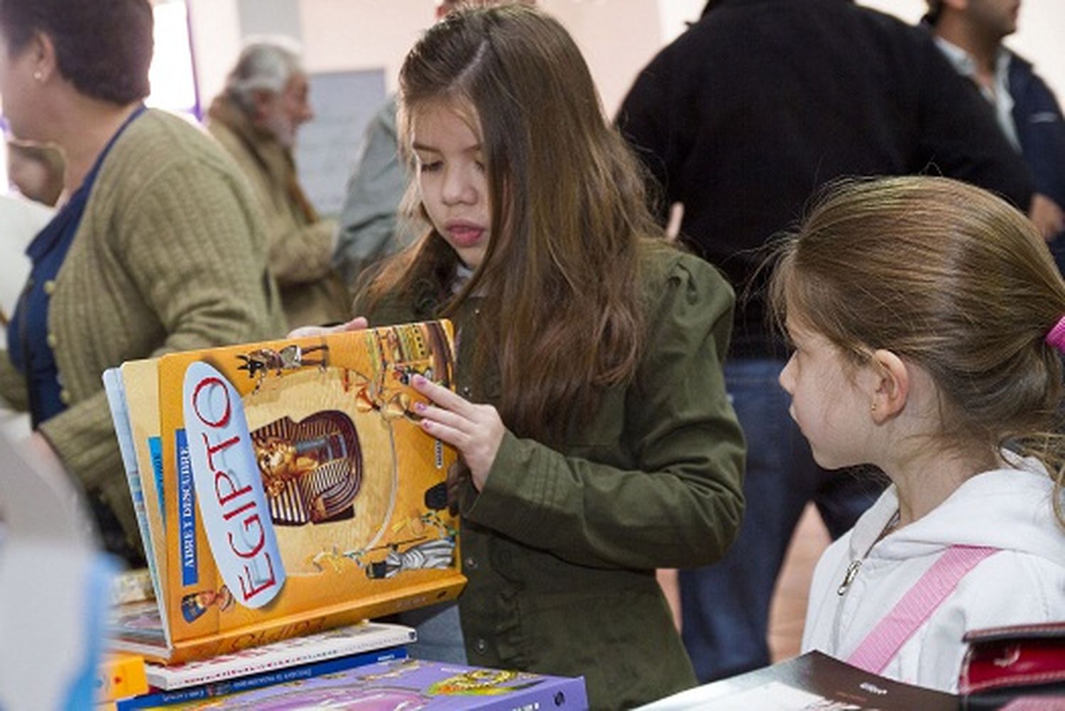 Mañana comienza la Feria Binacional del Libro: el cronograma completo de los 4 días del evento