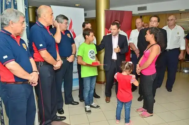 Destacan la labor de los bomberos voluntarios de Entre Ríos 