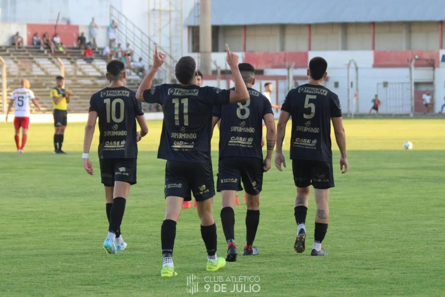 Atlético Carcarañá será el rival de 9 de Julio en el Regional