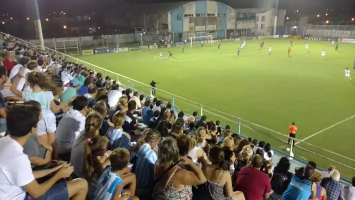 Juventud rescató un empate ante Sarmiento en un emotivo partido