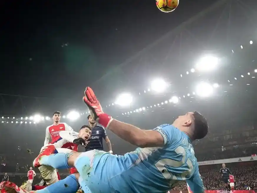 La regla traerá problemas para los arqueros. Foto: Reuters