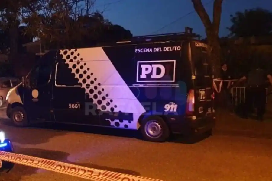Detuvieron a un hombre y a su hermana por un homicidio en Bo. Luis Fasoli donde un hombre murió calcinado