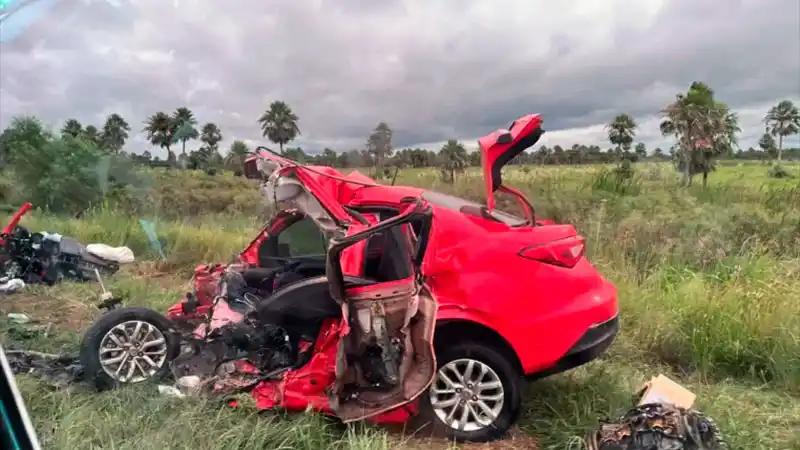 Impactante choque frontal: dos personas murieron y otras dos sufrieron heridas