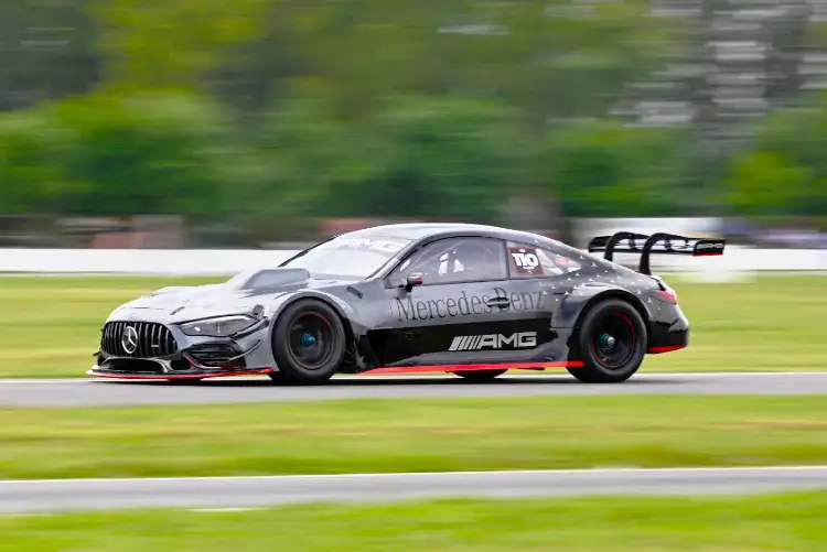 Mercedes Benz - 1
