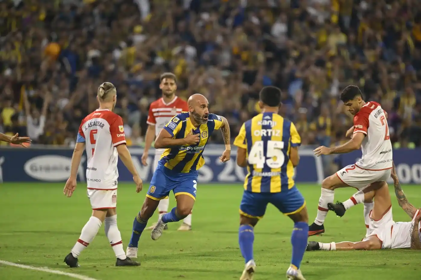 Estudiantes cayó ante Rosario Central y se despidió del Torneo Apertura