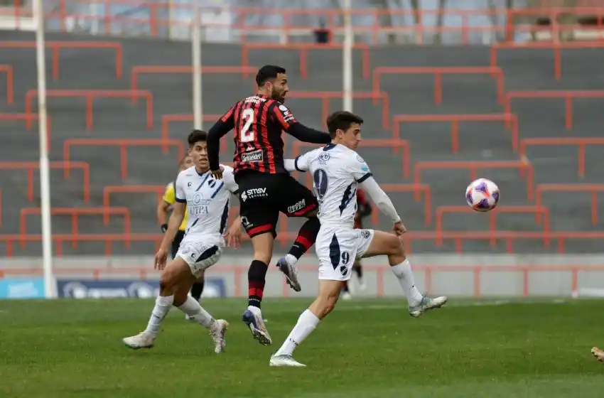 Alvarado tiene una dura visita a Santiago del Estero