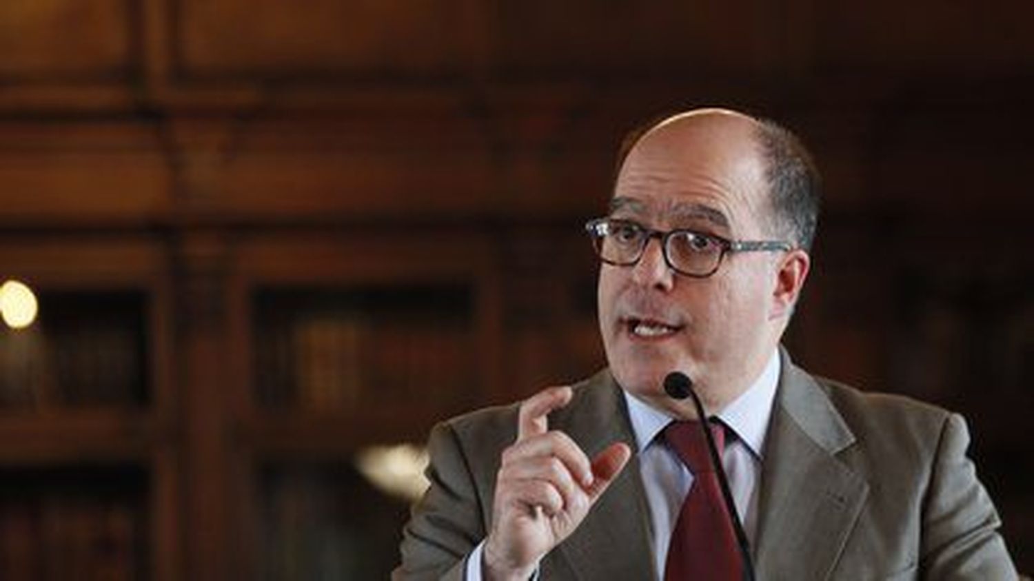 Julio Borges envía alerta internacional para reiterar que parlamentarias del 6D son “un fraude”