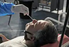 Mientras sigue a buen ritmo la vacunación, en la previa de Fin de Año 
hisoparán por demanda espontánea