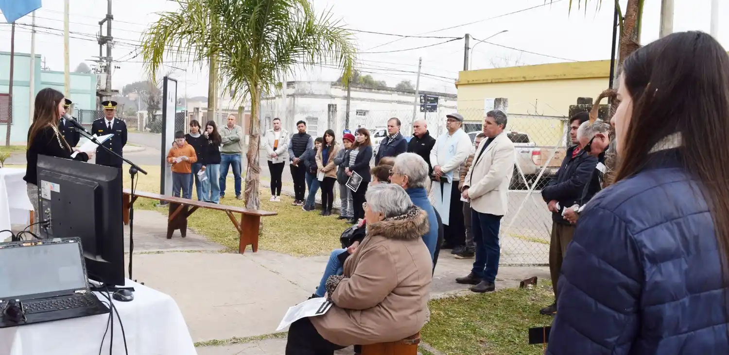 Acto en recuerdo del atentado a la  AMIA en General Campos
