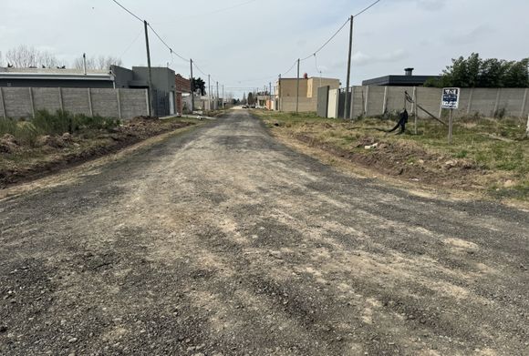 Cuadras de mejorado con rap: "Iban casa por casa, como los que venden bolsas"