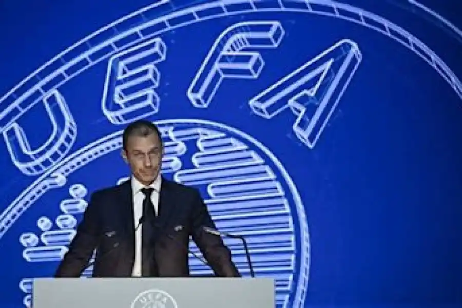 La UEFA anuncia el regreso de los equipos rusos a sus competencias con algunas novedades