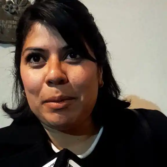 “El canto grupal nos une y nos sana”: María Amarilla, directora del coro Vientos de Cambio