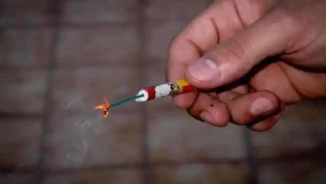 Pirotecnia cero: pese a la prohibición, se escucharon detonaciones en Nochebuena