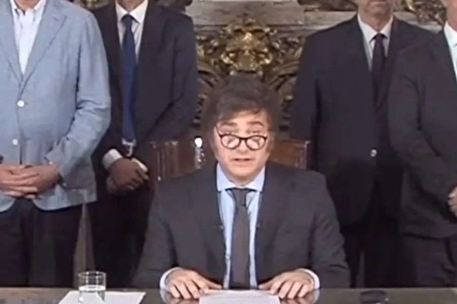 Milei anunciará superávit fiscal de marzo por cadena nacional