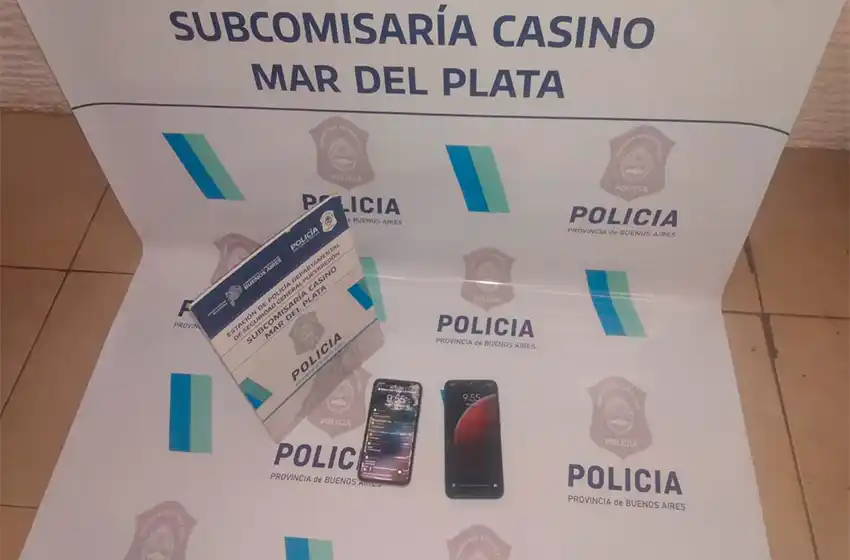 Rápido accionar policial para recuperar dos teléfonos robados en un local