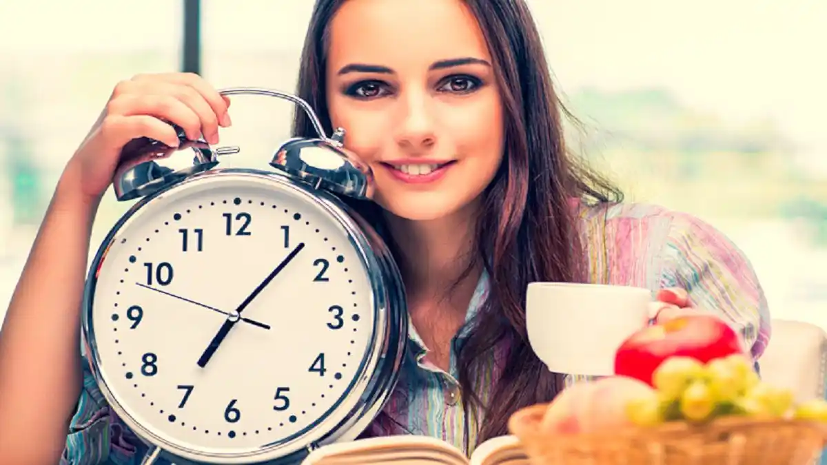 Comer tarde aumenta el hambre y disminuye las calorías quemadas