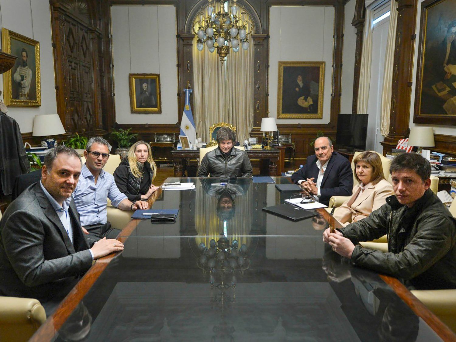 El Gobierno reactivó las mesas políticas tras los últimos comicios