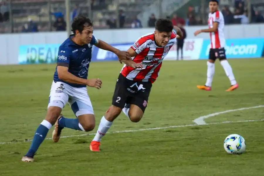 El "9" rescató un empate ante Juventud Antoniana en Salta