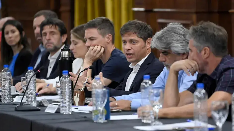 Kicillof anunció aumento para docentes bonaerenses