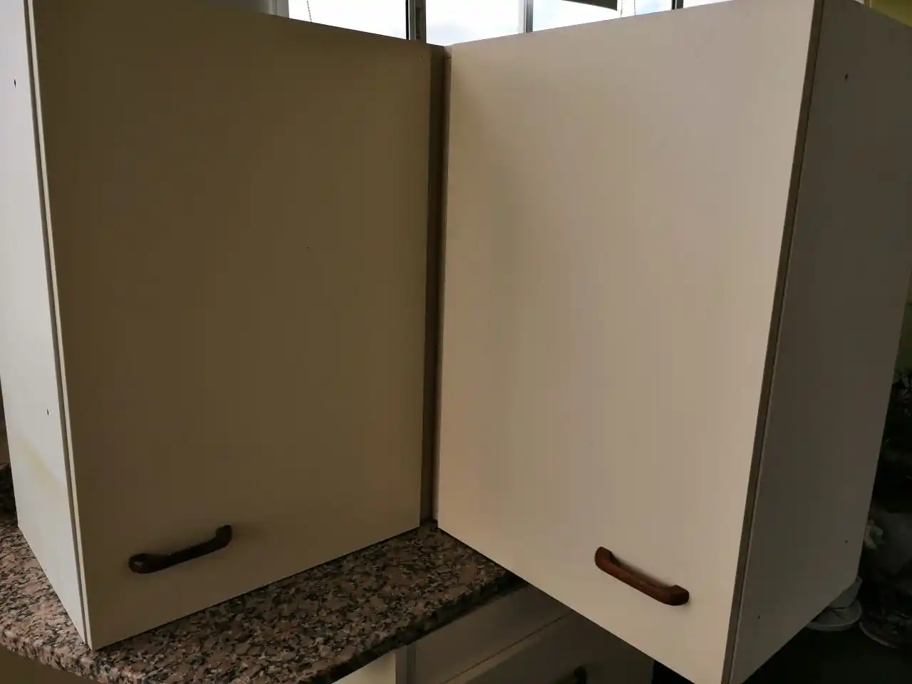 Aviso clasificado: venta de amoblamientos
