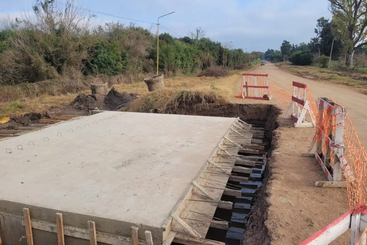 Continúa la construcción del Sistema de Alcantarillado del Cementerio Norte