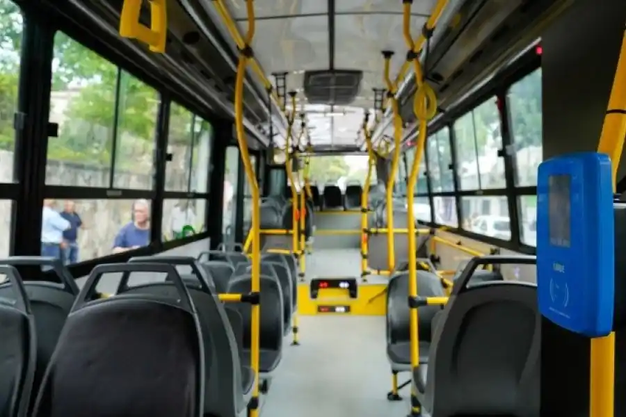 Dejaron otra amenaza en un colectivo de Rosario y nuevamente está suspendido el servicio