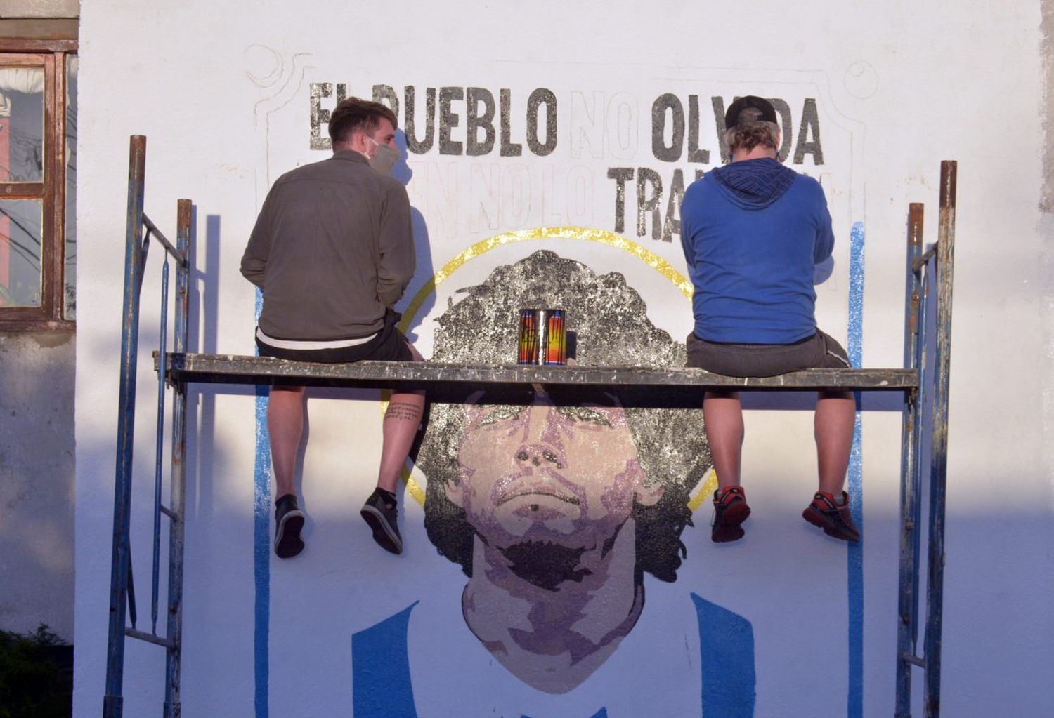 Maradona, un homenaje que quedará plasmado en las paredes de los monoblocks