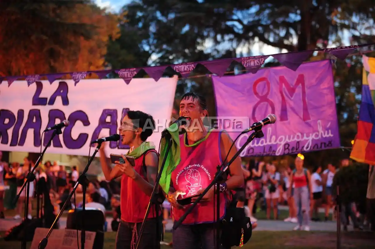marcha 8m dia de la mujer gualeguaychú 2024 - 2