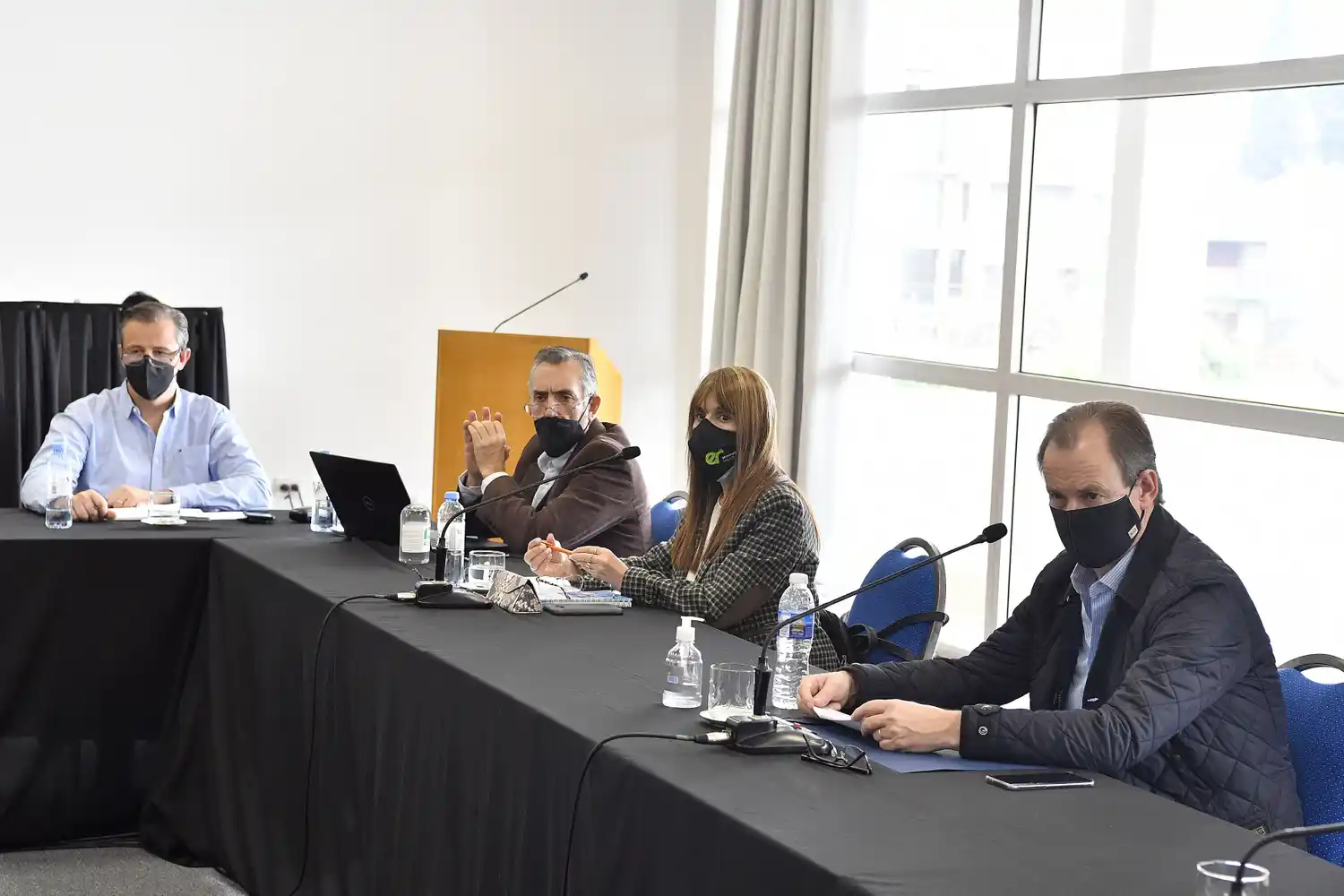 Bordet: "el riesgo de contagiarse está en la calle o en las reuniones sociales"