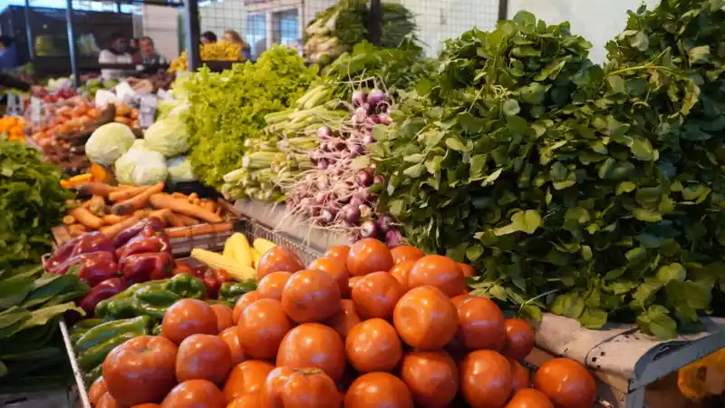 Los alimentos incrementan 3,3 veces su valor del productor a la mesa