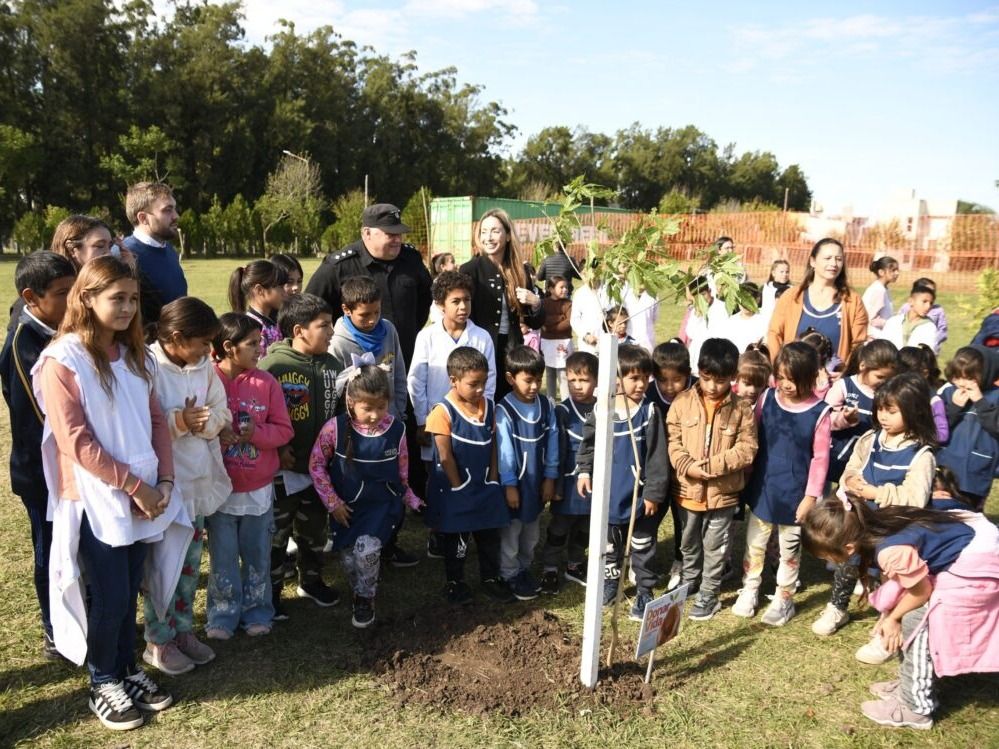 Se plantaron árboles en homenaje a donantes de órganos