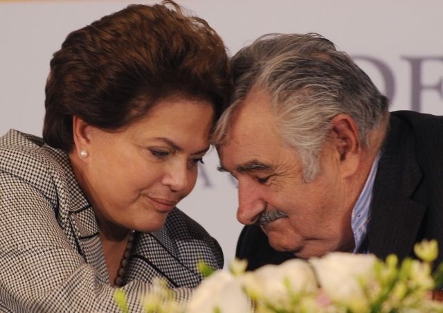 Brasil y Uruguay eligen presidente