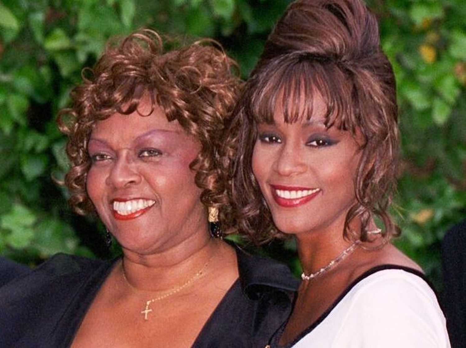 A los 91 Años Murió Cissy Houston, la Madre de Whitney