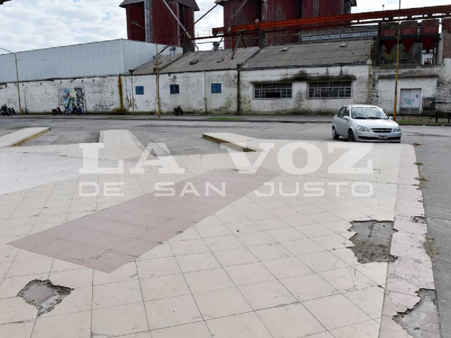Reclaman por el deterioro de la terminal de ómnibus