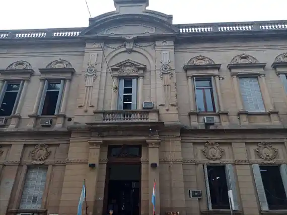 Empleados judiciales de Entre Ríos realizan retención de servicios en reclamo salarial