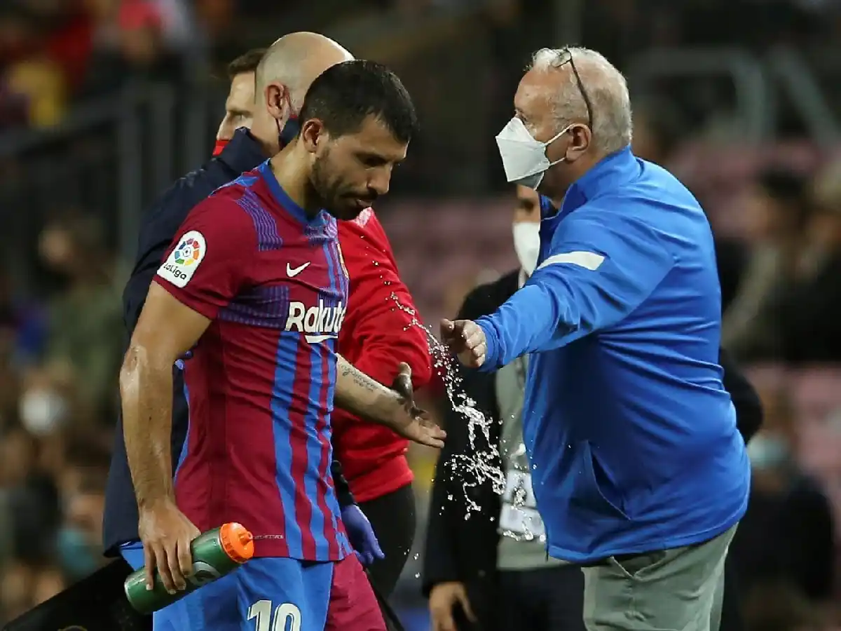Agüero sigue en observación por una arritmia cardíaca
