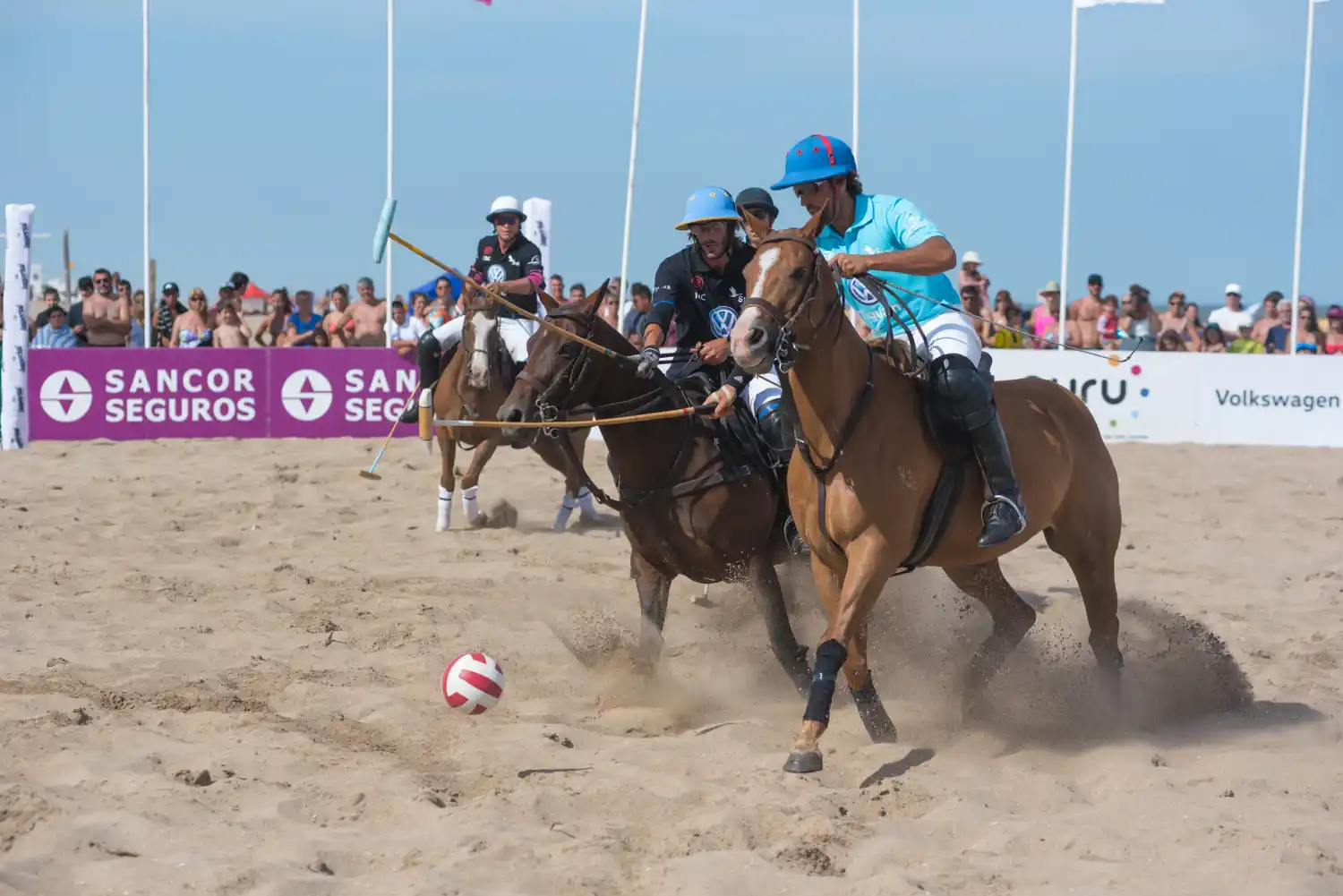 Arrancó el Beach Polo en Villa Gesell