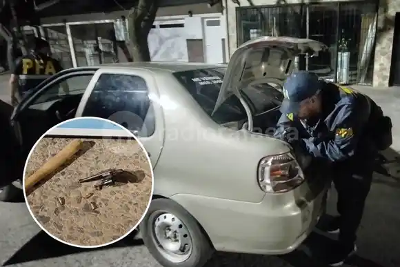 A alta velocidad en plena Av. Italia: lo atrapó la Policía Federal y le secuestró un arma