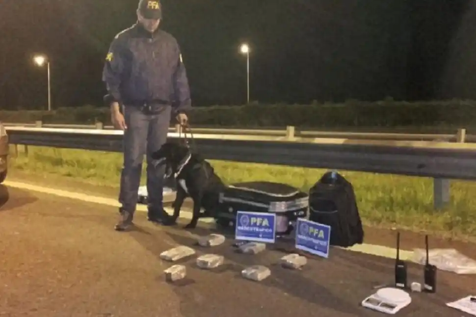 Secuestraron droga en un micro en un operativo en el acceso a Concordia