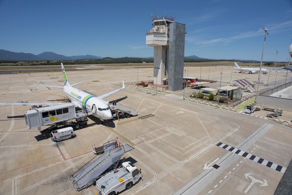 El Aeropuerto de Girona-Costa Brava estrena nuevas tiendas y renueva su gastronomía