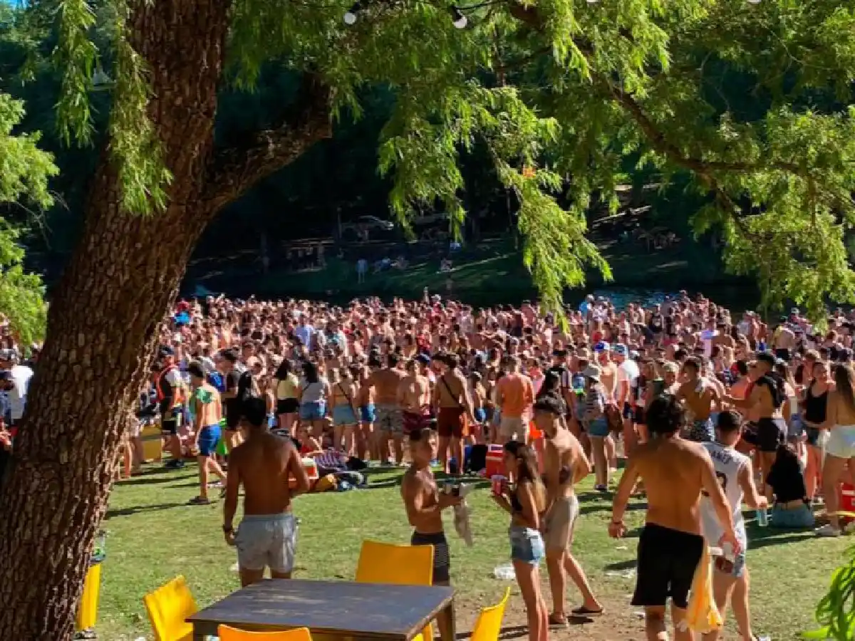 "El municipio de Santa Rosa de Calamuchita se vio doblegado por la cantidad de jóvenes"