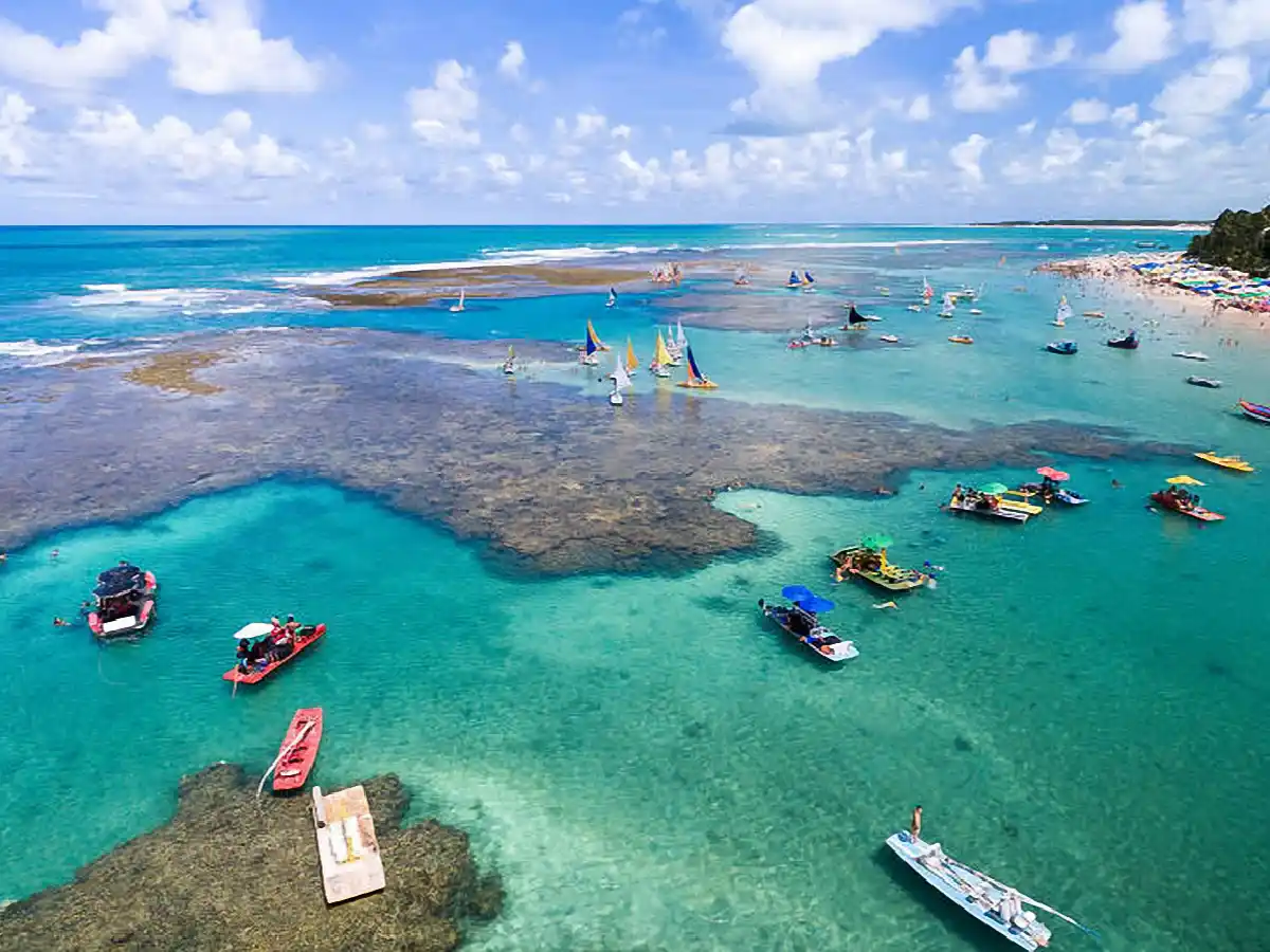 El pueblo de Porto de Galinhas atrae a los argentinos por su paisaje y tranquilidad