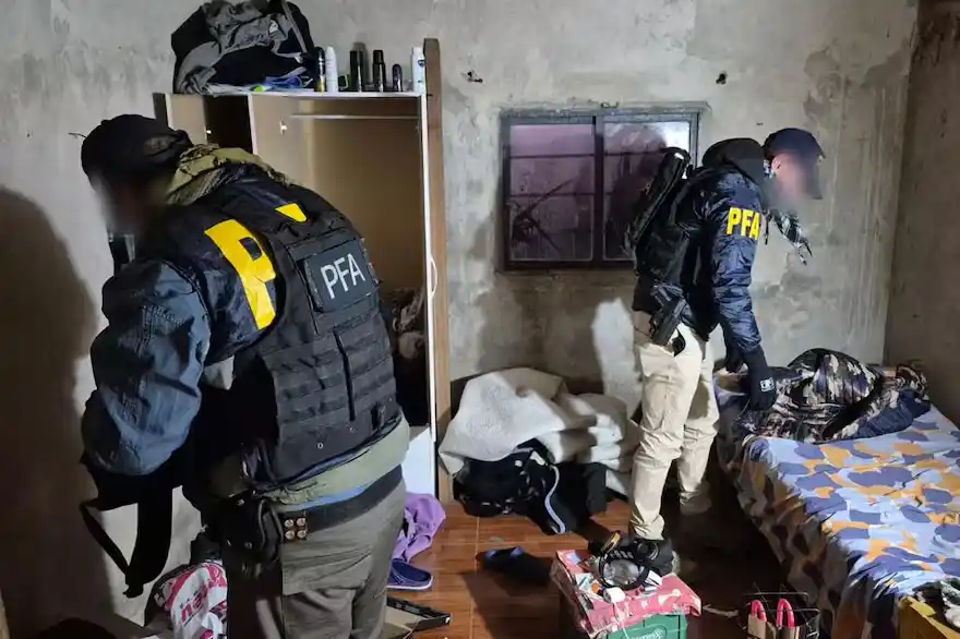 Los allanamientos fueron por parte de la PFA